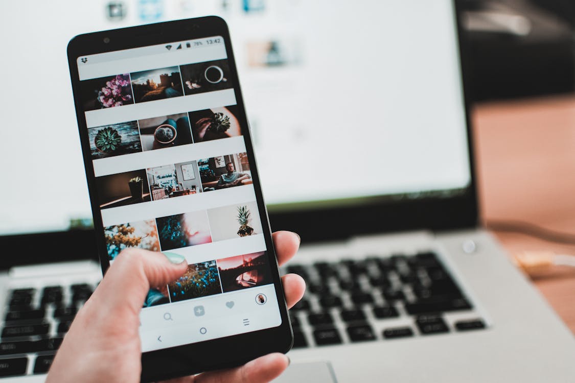 IPTV on iPhone UK – stream live TV and sports anywhere in the UK